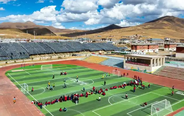 建造单位施行中职兜底招生初中结业后就进入社会的学生大幅削减